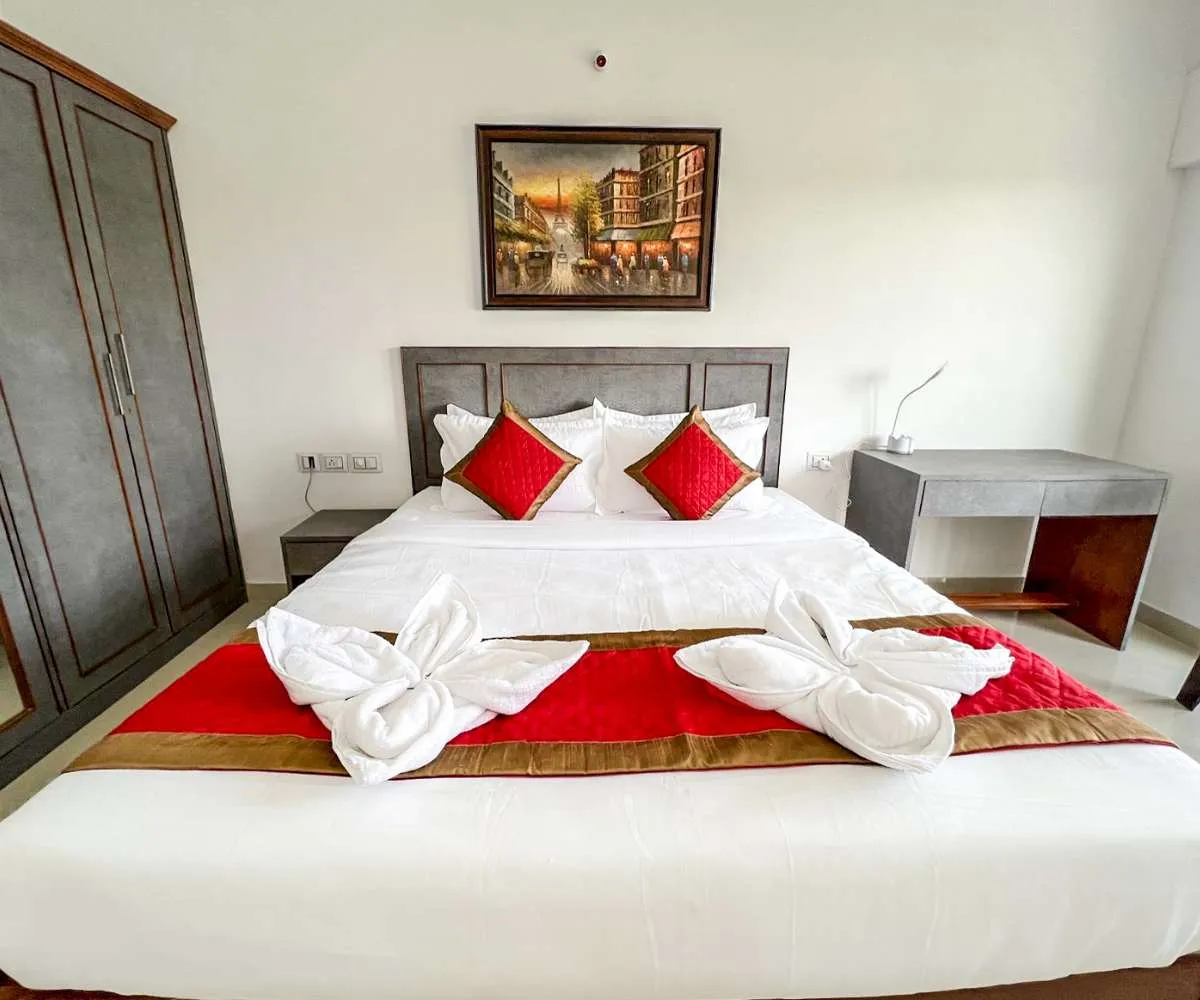 Premium 1bhk Apartment With Pool in Candolim Goa